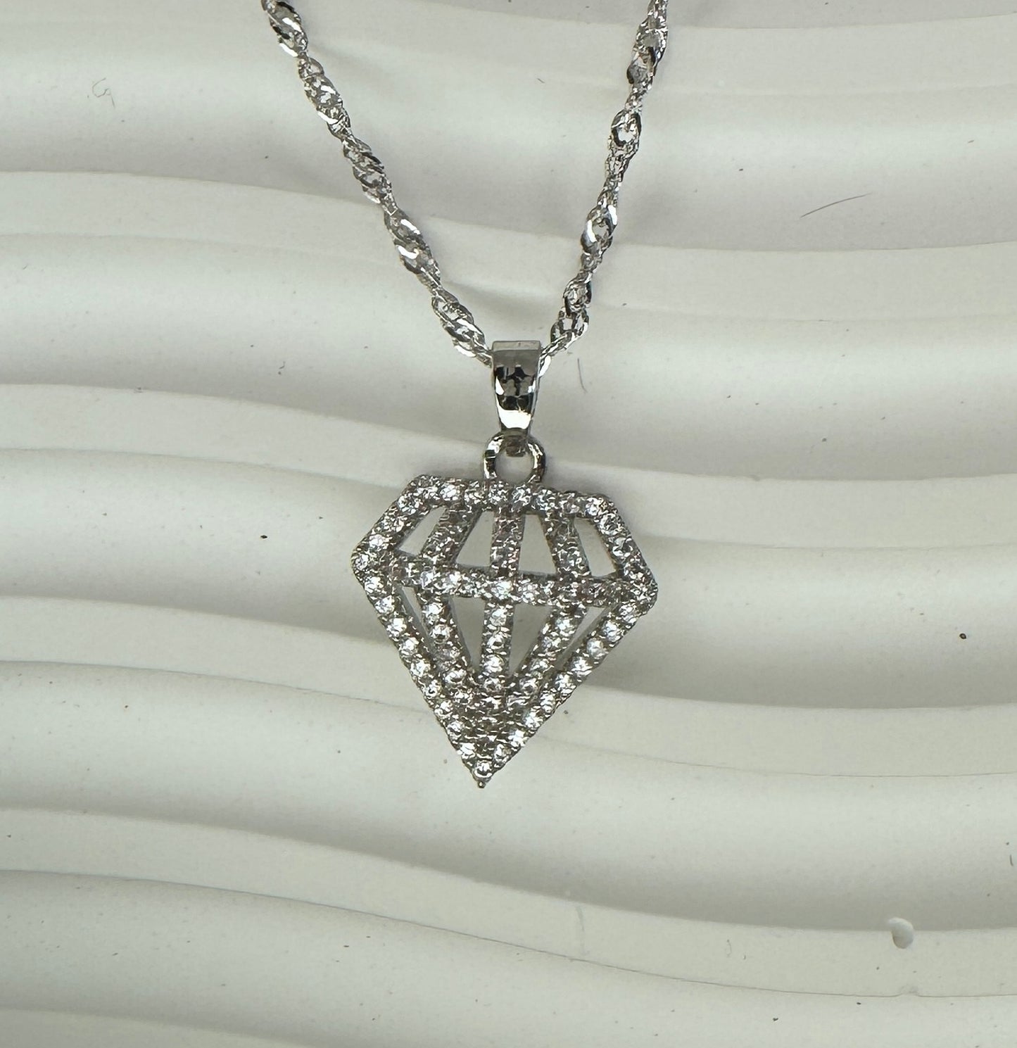Iconic Diamond Silhouette Jewelry Set (Gift Box Included)| Necklace & Earrings Gift Box | DN-DS | Luxury Gift-Ready Jewelry Set