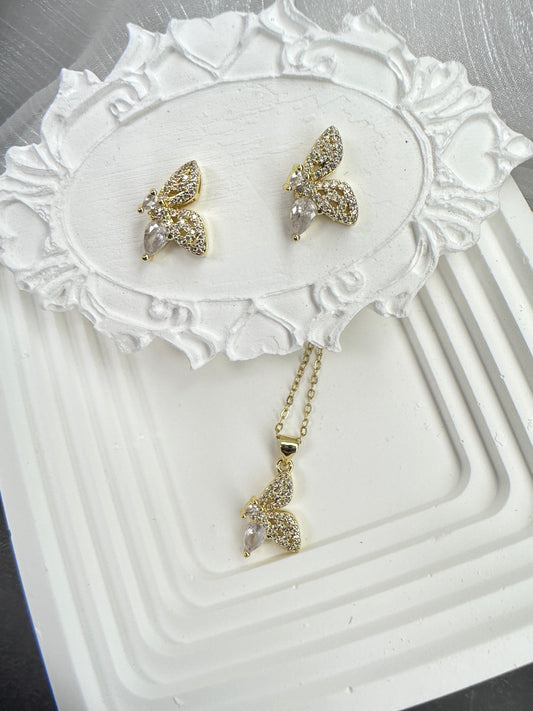 Radiant Ethereal Butterfly Jewelry Set (Gift Box Included)| Necklace & Earrings Gift Box | DN-DS | Luxury Gift-Ready Jewelry Set