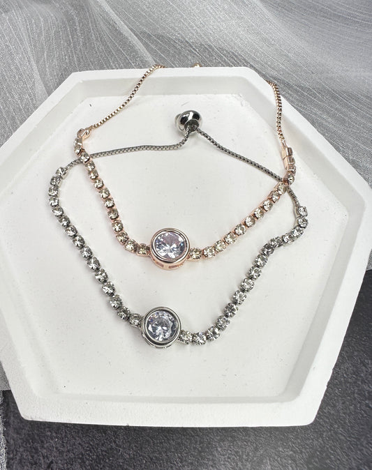 One Size Fits All: The Timeless Solitaire Sparkle Bracelet