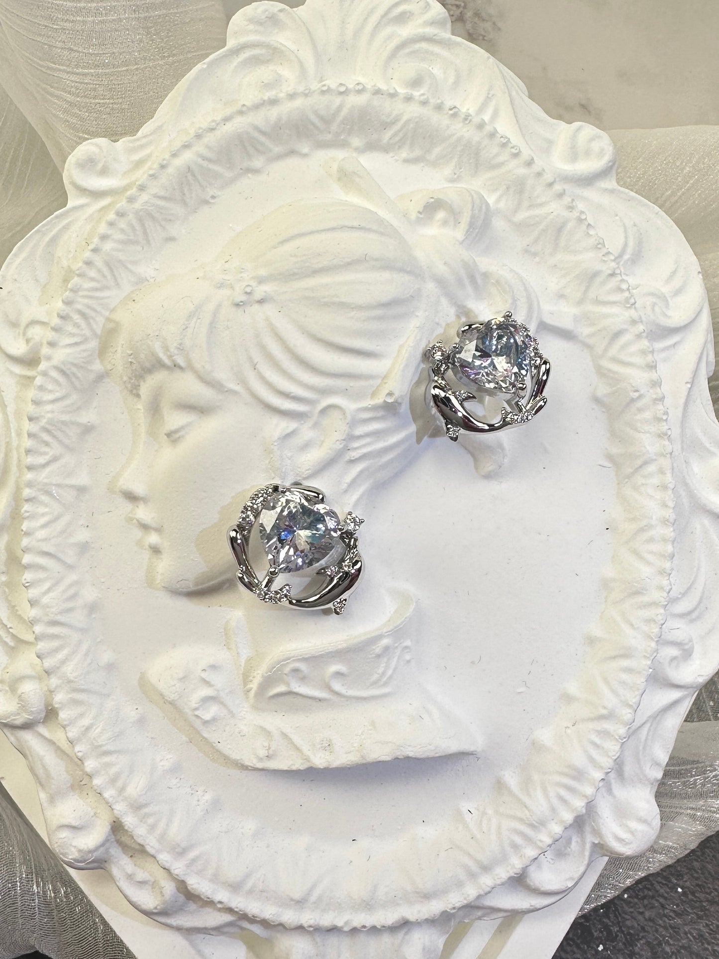 Eternal Guardian Dolphin Heart-Cut Sparkle Stud Earrings
