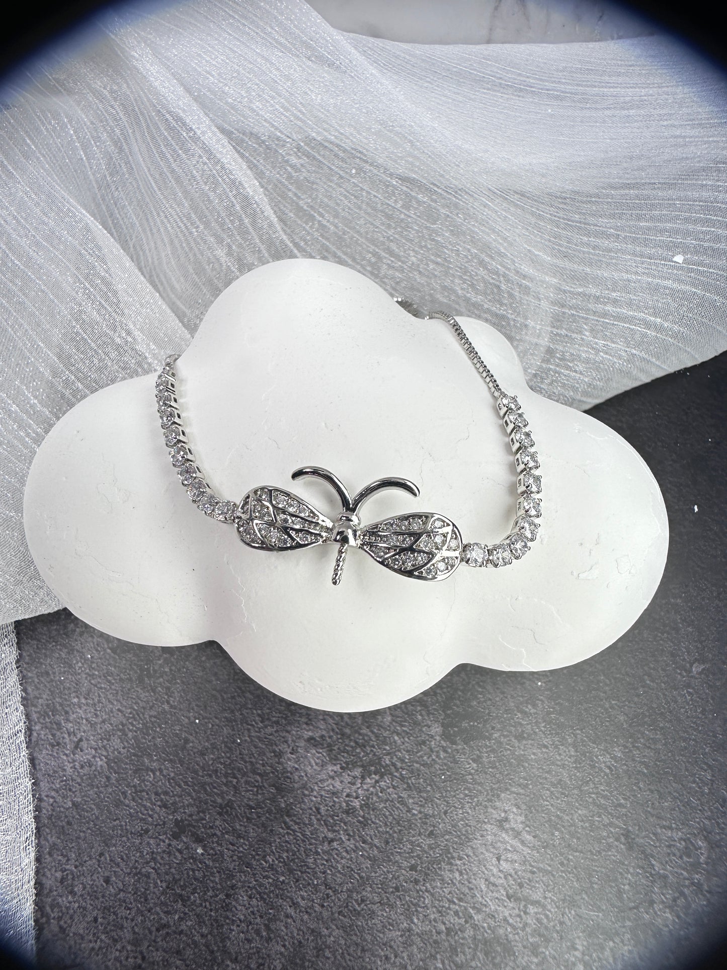 One Size Fits All: The Ethereal Dragonfly Sparkle Bracelet